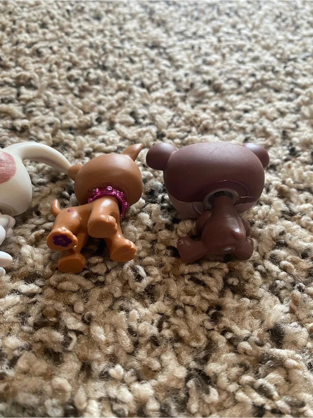 Littlest Pet Shop LPS Assorted Mini Figure
